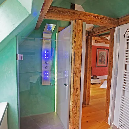 Ambiente דירה גאגנאו